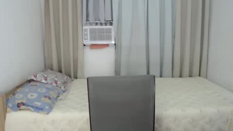 nathalie online show from 06-04-26, 04:02