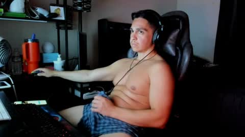 Snapshot of xoalejandroxo6 chatting on 06-13-26, 06:11 xoalejandroxo6 online show from 06-13-26, 06:11