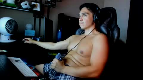 Snapshot of xoalejandroxo6 chatting on 07-29-26, 06:11 xoalejandroxo6 online show from 07-29-26, 06:11