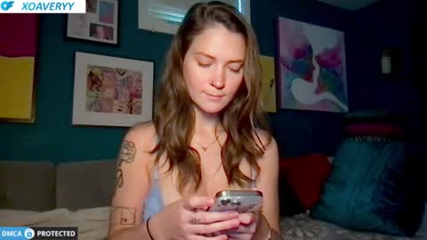 Snapshot of xoavery chatting on 06-17-26, 12:46 avery online show from 06-17-26, 12:46