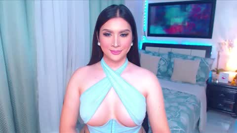 amanda online show from 11-12-25, 03:40