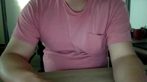 Snapshot of xrdrcrx chatting on 05-20-26, 06:25 xrdrcrx online show from 05-20-26, 06:25