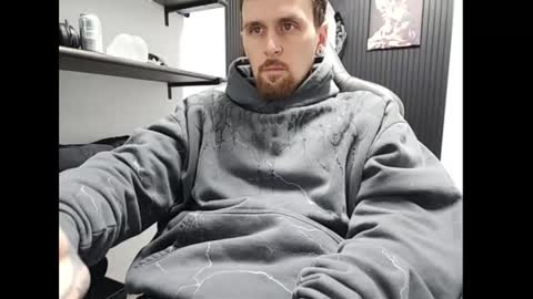 xristboy666 online show from 03-02-25, 05:44