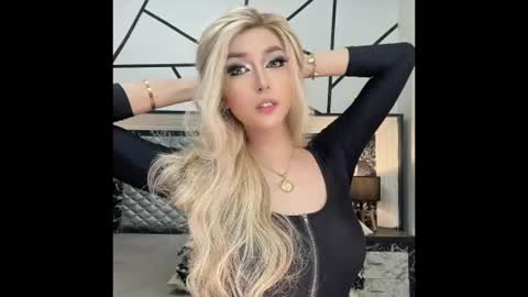 xsexysucker online show from 07-07-26, 01:15