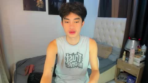 Snapshot of xsianhotcocxx chatting on 12-21-25, 05:03 xsianhotcocxx online show from 12-21-25, 05:03