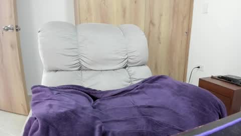 Hellen Sofia instagram hellen5546 online show from 04-05-26, 02:14