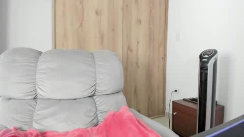 Hellen Sofia instagram hellen5546 online show from 04-16-26, 08:53