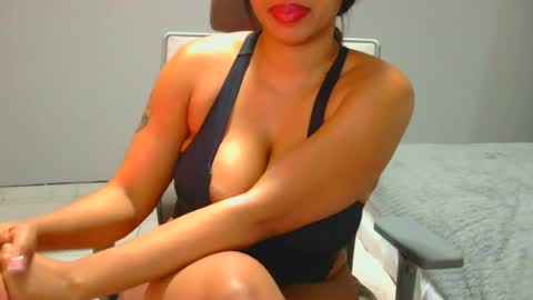 Snapshot of xspiketeex chatting on 06-20-26, 05:10 spykeXtee online show from 06-20-26, 05:10