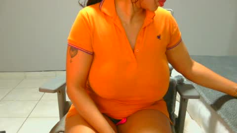 Snapshot of xspiketeex chatting on 06-21-26, 06:27 spykeXtee online show from 06-21-26, 06:27