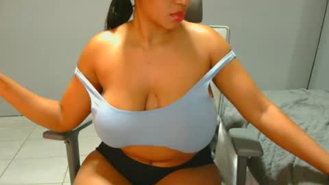 Snapshot of xspiketeex chatting on 07-05-26, 04:14 spykeXtee online show from 07-05-26, 04:14