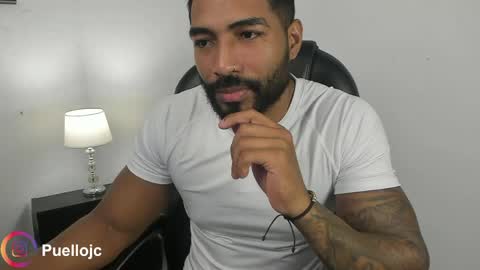 Snapshot of xtipp3r chatting on 05-20-26, 11:38 Stipp3r online show from 05-20-26, 11:38