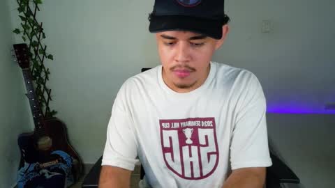 Snapshot of xtranherr chatting on 02-06-26, 01:54 xtranherr online show from 02-06-26, 01:54