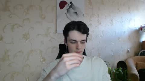 Snapshot of xtraqqq chatting on 05-30-26, 01:52 traqqq online show from 05-30-26, 01:52