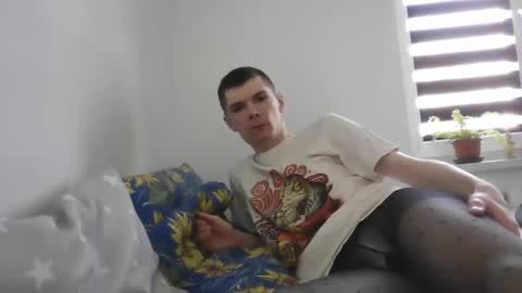 xvenon9898x online show from 04-12-26, 11:04