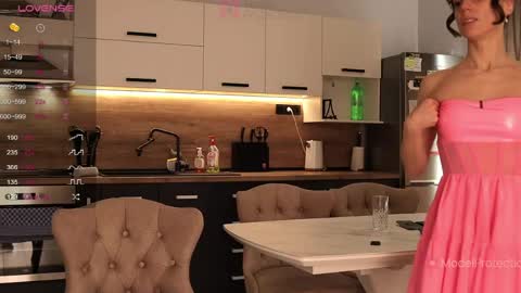 FrancyStepmom and YStepson    INTERESTED IN A GIRL-GIRL COLLABORATION  TEXT ME HERE  or INSTAGRAM online show from 04-16-26, 11:33