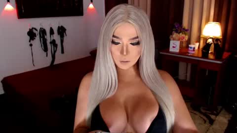 K E L L Y online show from 08-01-26, 09:03