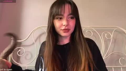 Snapshot of xx_lily chatting on 07-09-26, 11:58 Lily online show from 07-09-26, 11:58