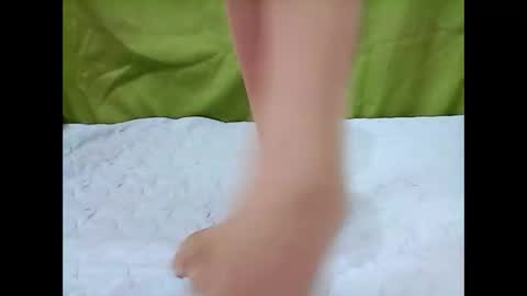 Mariel online show from 09-20-25, 04:35