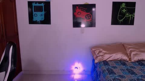 Jacky online show from 10-31-25, 06:42