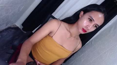 Snapshot of xxalthealicousxx chatting on 03-07-25, 12:01 althea online show from 03-07-25, 12:01