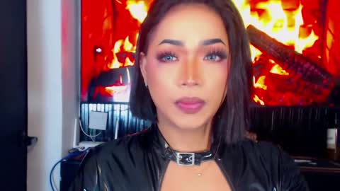 xxasian_goddessxx online show from 06-01-26, 04:41