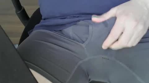 Snapshot of xxbilly69xx chatting on 05-08-26, 03:28 Billy online show from 05-08-26, 03:28