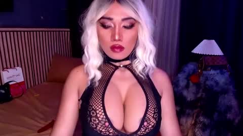 cinddy online show from 11-19-25, 06:19