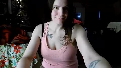 Snapshot of xxdana chatting on 12-17-24, 10:22 Deezy online show from 12-17-24, 10:22