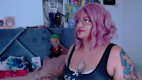 Snapshot of xxgreengoodxx chatting on 10-10-25, 07:35 xxgreengoodxx online show from 10-10-25, 07:35