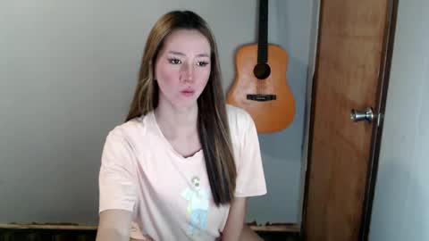 Snapshot of xxinnocentbellaxx chatting on 12-20-24, 10:27 Dyanna Zulla online show from 12-20-24, 10:27