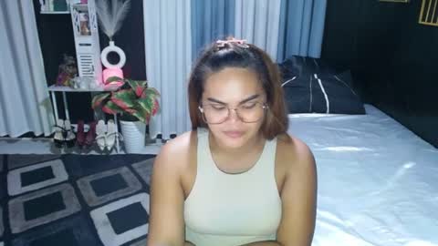 Kylie Smith online show from 06-12-26, 03:55