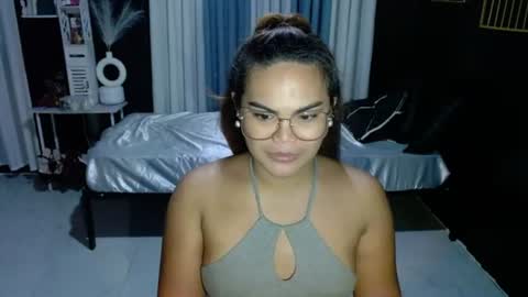 Kylie Smith online show from 06-18-26, 10:09