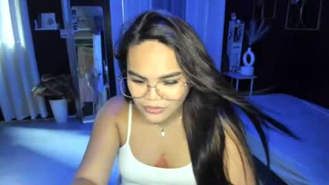 Kylie Smith online show from 07-25-26, 07:39