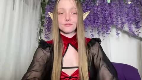 Snapshot of xxloveanastasia chatting on 06-29-26, 03:01 LoveAnastasia online show from 06-29-26, 03:01