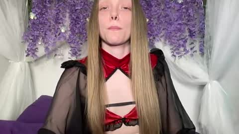 Snapshot of xxloveanastasia chatting on 07-28-26, 02:35 LoveAnastasia online show from 07-28-26, 02:35