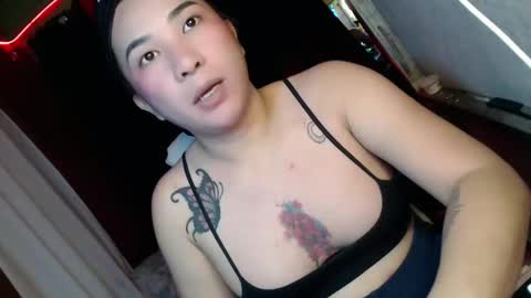 Snapshot of xxmariabig6xx chatting on 04-11-26, 11:25 xxmariabig6xx online show from 04-11-26, 11:25