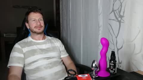 Snapshot of xxmettexx chatting on 03-01-26, 09:06 xxmettexx online show from 03-01-26, 09:06