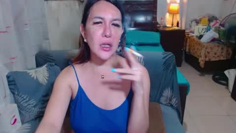 Snapshot of xxmiranda_greyxx chatting on 07-04-26, 12:17 sexyyanna4u online show from 07-04-26, 12:17