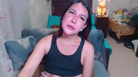 Snapshot of xxmiranda_greyxx chatting on 07-06-26, 01:24 sexyyanna4u online show from 07-06-26, 01:24