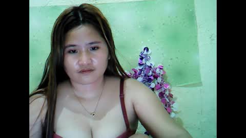Snapshot of xxmoniqque19 chatting on 02-23-25, 10:28 xxmoniqque19 online show from 02-23-25, 10:28
