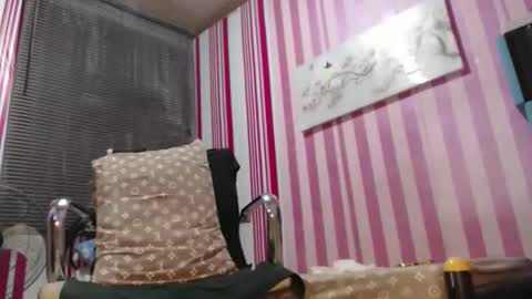 Snapshot of xxrowenatastycockforyouxx chatting on 03-11-26, 03:23 xxrowenatastycockforyouxx online show from 03-11-26, 03:23