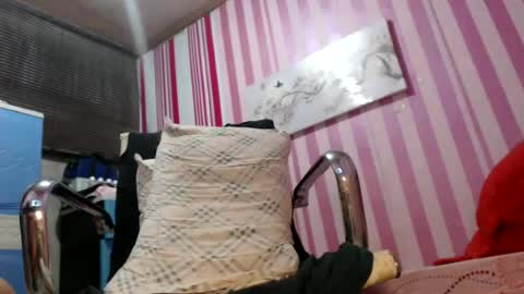 xxrowenatastycockforyouxx online show from 06-20-26, 02:58