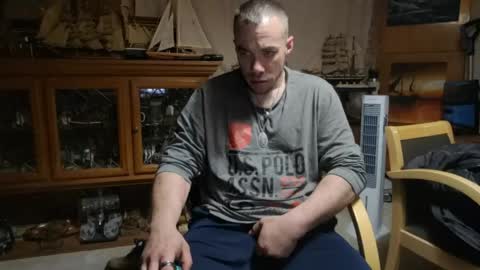 xxScubaStevexx online show from 04-13-26, 12:38