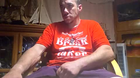 Snapshot of xxscubastevexxx chatting on 05-06-26, 05:46 xxScubaStevexx online show from 05-06-26, 05:46