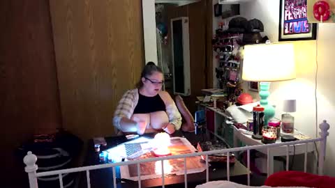 Strawberry Jane online show from 06-25-26, 05:12