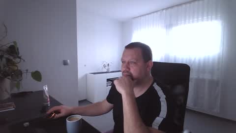 Eddi online show from 01-23-25, 12:19