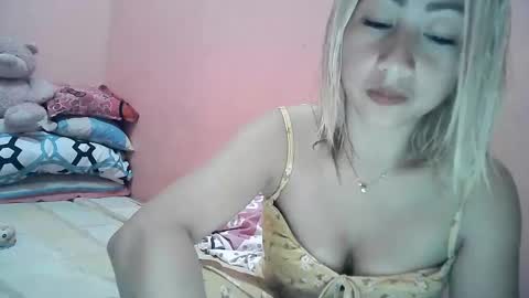 Snapshot of xxsugarpopxx chatting on 02-25-25, 12:03 xxsugarpopxx online show from 02-25-25, 12:03