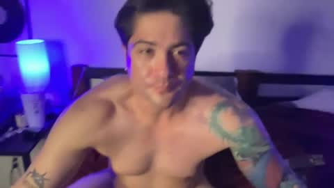 Snapshot of xxtremeinsertions chatting on 03-05-25, 11:28 xxtremeinsertions online show from 03-05-25, 11:28