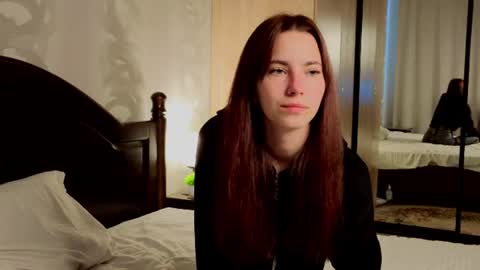 Snapshot of xxx_hotbae_xxx chatting on 07-12-26, 02:46 Eva online show from 07-12-26, 02:46