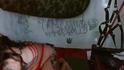   LILI  online show from 12-10-24, 04:45